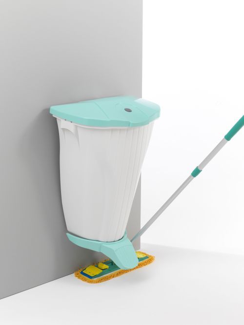 Poubelle murale suspendue pour un nettoyage facile et hygiénique